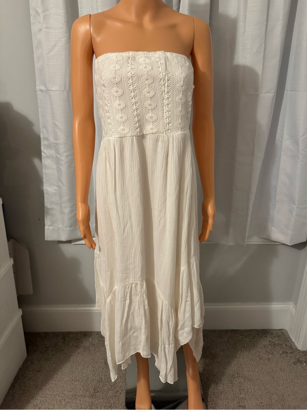 Pretty Altar'd State size L white crochet top strapless maxi dress lined new